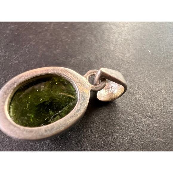 NEW Vintage green gem tourmaline sterling silver pendant 2.28 grams - Picture 8 of 14